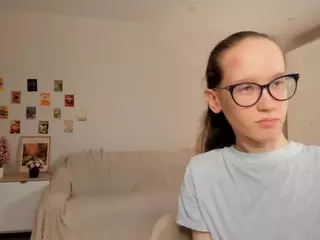 LynetteBails's Live Sex Cam Show