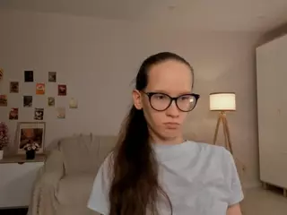 LynetteBails's Live Sex Cam Show