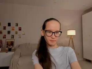 LynetteBails's Live Sex Cam Show