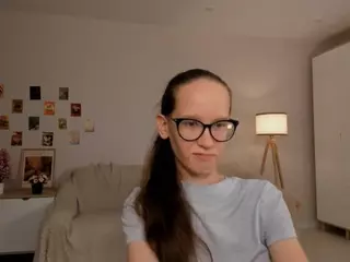 LynetteBails's Live Sex Cam Show