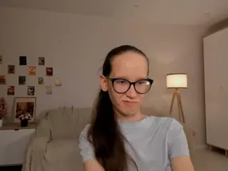 LynetteBails's Live Sex Cam Show