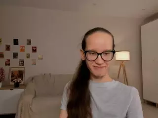 LynetteBails's Live Sex Cam Show