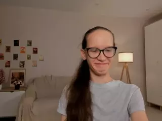 LynetteBails's Live Sex Cam Show