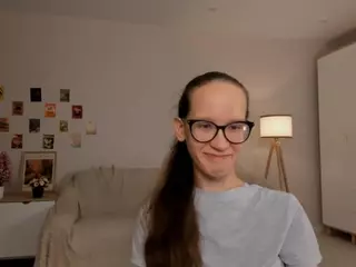 LynetteBails's Live Sex Cam Show
