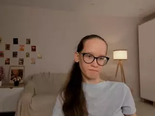 LynetteBails's Live Sex Cam Show