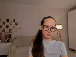 LynetteBails's Live Sex Cam Show