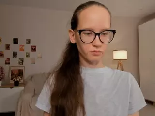 LynetteBails's Live Sex Cam Show
