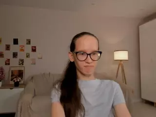 LynetteBails's Live Sex Cam Show