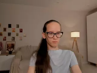 LynetteBails's Live Sex Cam Show