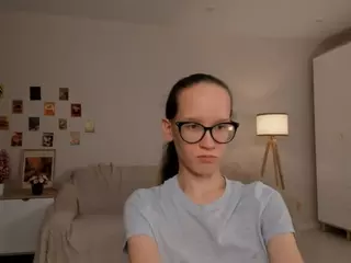 LynetteBails's Live Sex Cam Show