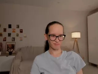 LynetteBails's Live Sex Cam Show