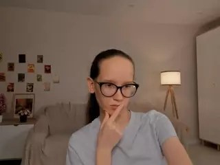 LynetteBails's Live Sex Cam Show