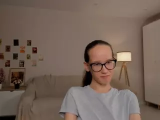LynetteBails's Live Sex Cam Show