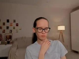 LynetteBails's Live Sex Cam Show