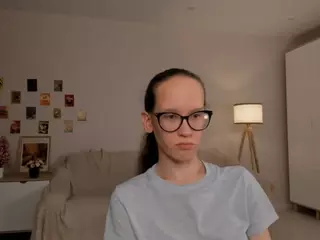 LynetteBails's Live Sex Cam Show