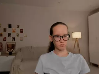 LynetteBails's Live Sex Cam Show