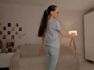 LynetteBails's Live Sex Cam Show