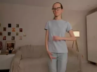 LynetteBails's Live Sex Cam Show