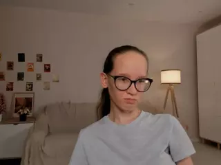 LynetteBails's Live Sex Cam Show