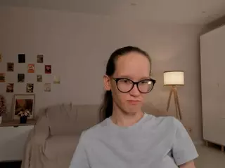 LynetteBails's Live Sex Cam Show