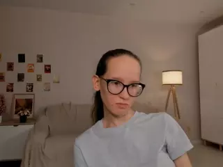 LynetteBails's Live Sex Cam Show