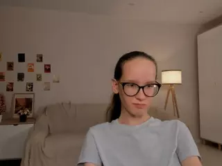 LynetteBails's Live Sex Cam Show