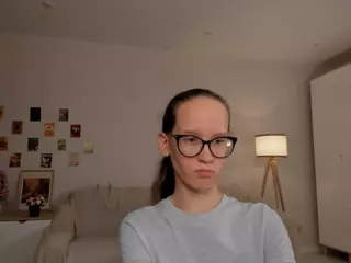 LynetteBails's Live Sex Cam Show
