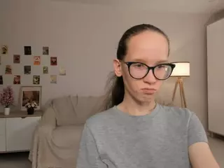 LynetteBails's Live Sex Cam Show