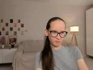 LynetteBails's Live Sex Cam Show