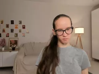 LynetteBails's Live Sex Cam Show