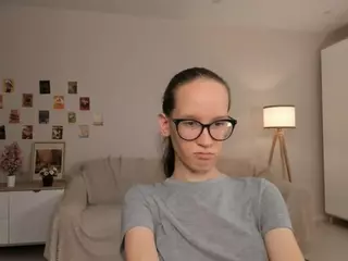 LynetteBails's Live Sex Cam Show