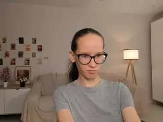 LynetteBails's Live Sex Cam Show