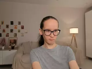 LynetteBails's Live Sex Cam Show