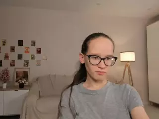 LynetteBails's Live Sex Cam Show