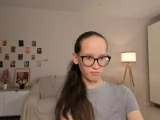LynetteBails's Live Sex Cam Show