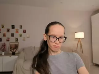 LynetteBails's Live Sex Cam Show