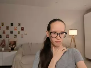 LynetteBails's Live Sex Cam Show