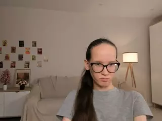 LynetteBails's Live Sex Cam Show