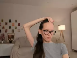 LynetteBails's Live Sex Cam Show