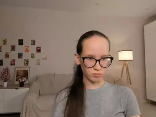 LynetteBails's Live Sex Cam Show