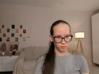 LynetteBails's Live Sex Cam Show