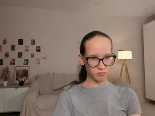 LynetteBails's Live Sex Cam Show