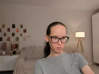 LynetteBails's Live Sex Cam Show
