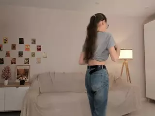 LynetteBails's Live Sex Cam Show