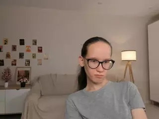 LynetteBails's Live Sex Cam Show