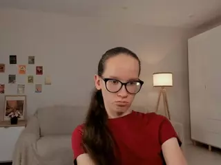 LynetteBails's Live Sex Cam Show