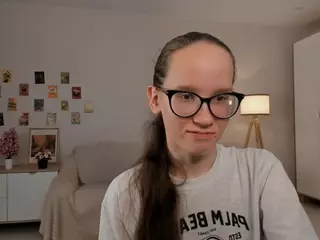 LynetteBails's Live Sex Cam Show