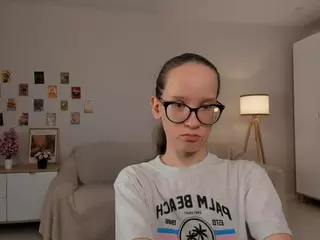 LynetteBails's Live Sex Cam Show