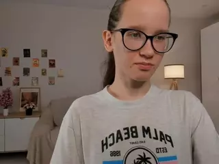 LynetteBails's Live Sex Cam Show