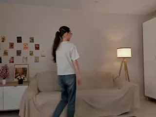 LynetteBails's Live Sex Cam Show